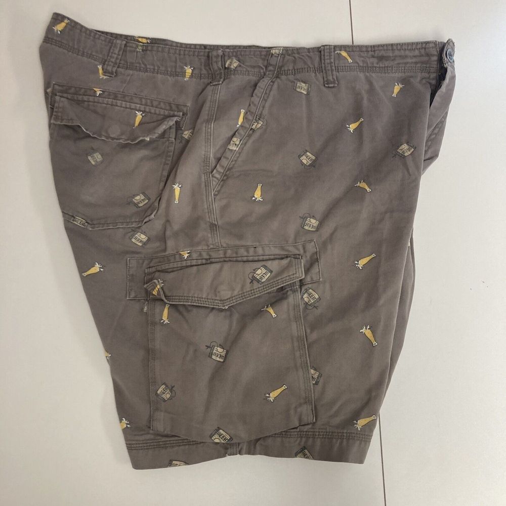 G.H. Bass Men Cargo Shorts 42 All Over‎ Print Beer Mug Keg Drawstring Gray AOP